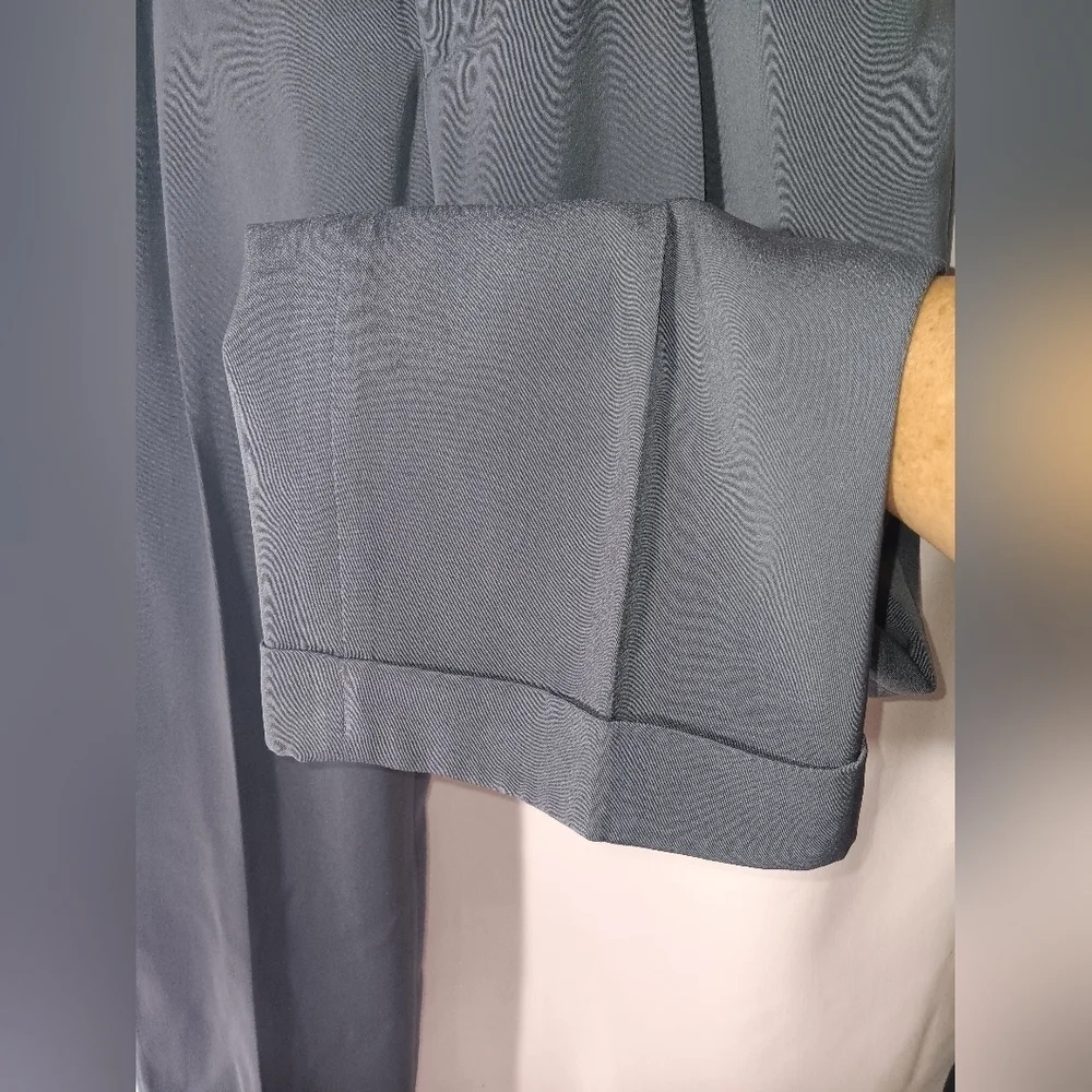 Men's Gray Pleated Pants